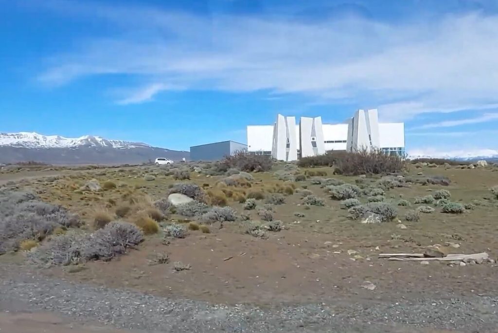 vue extérieure du Glaciarium, musée à El Calafate en Patagonie Argentine