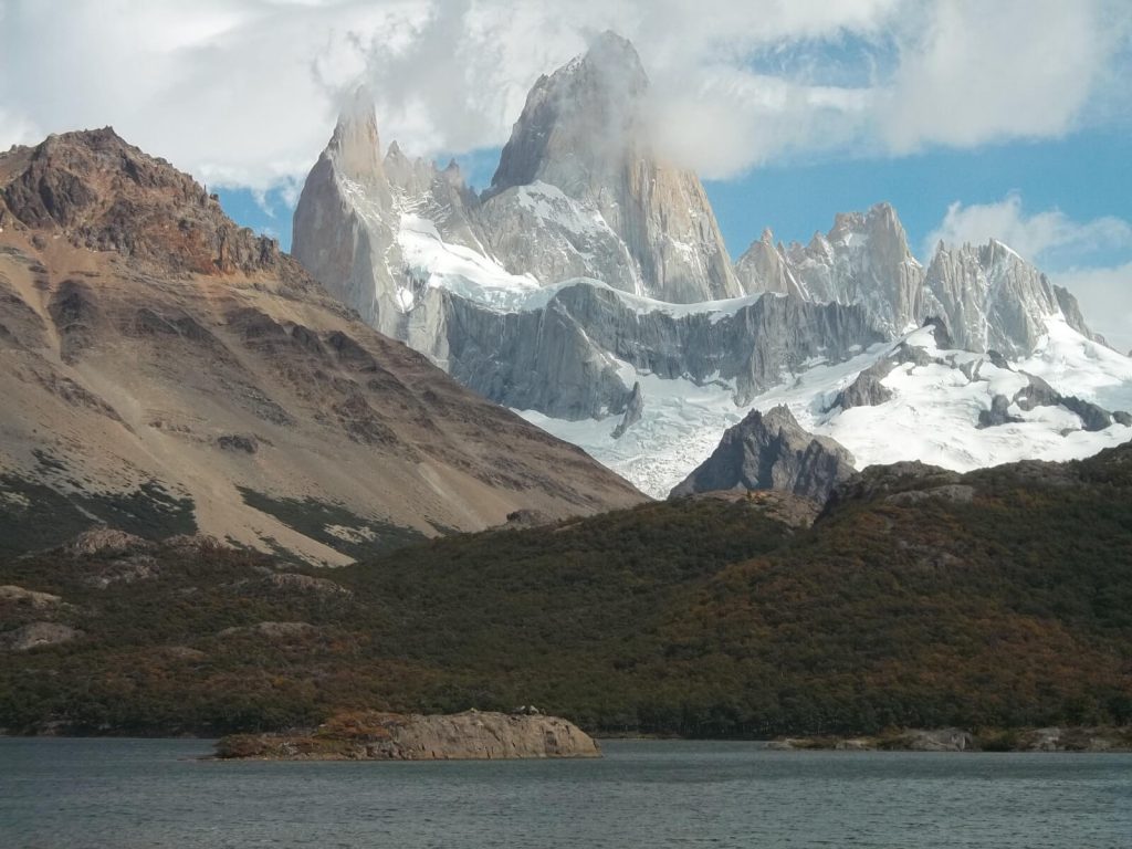 le Mont Fitz Roy est une attraction phare d'El Chaltén en Patagonie argentine