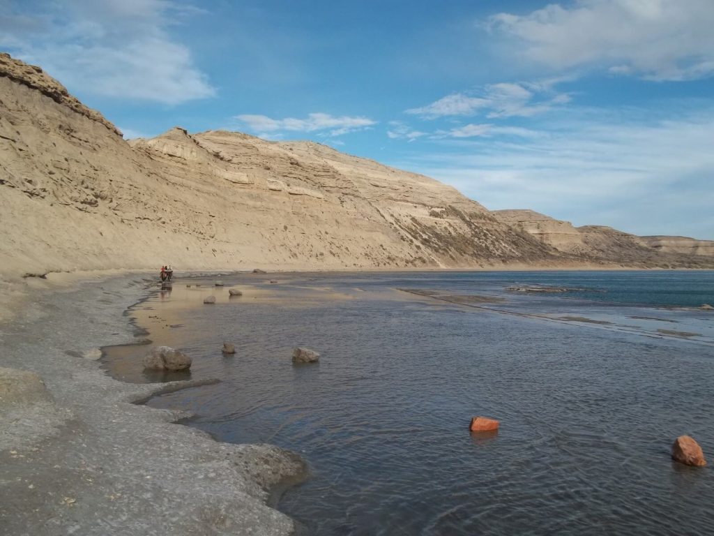 plage de Puerto Pirámides, unique village de la péninsule Valdés