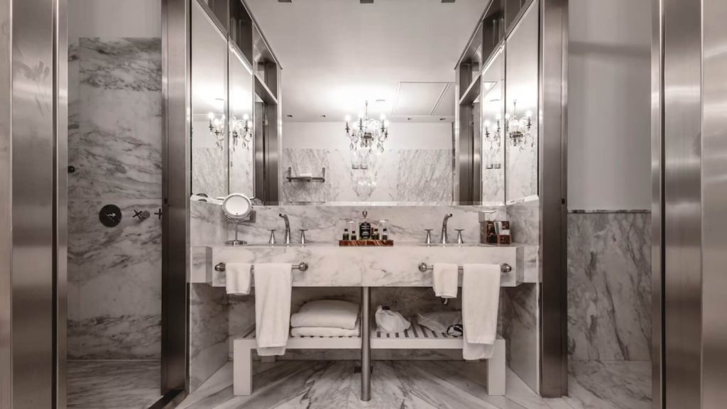 Salle de bains de l'hôtel-boutique Hub Porteño à Buenos Aires