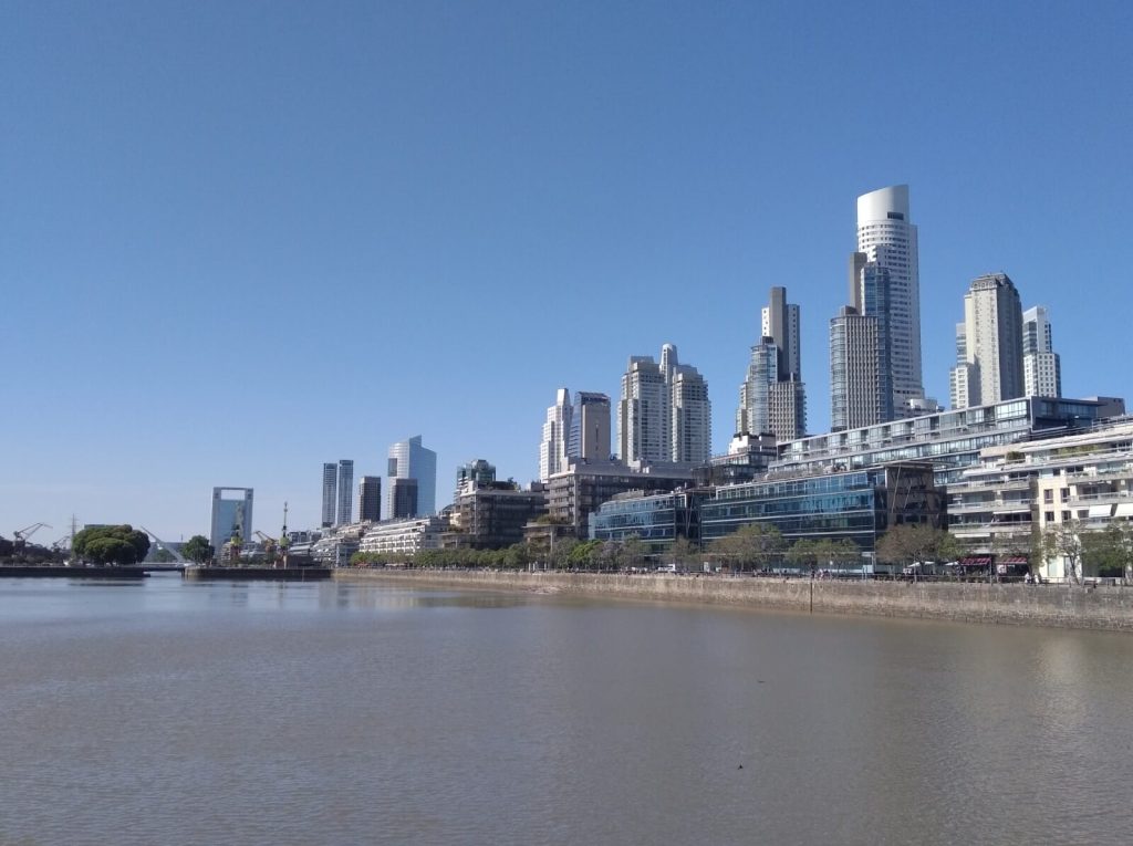 tours modernes de Puerto Madero à Buenos Aires